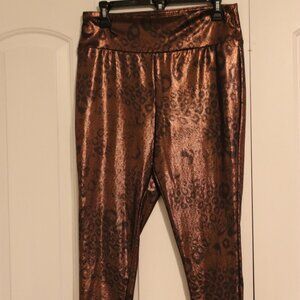 WILD FABLE Women’s Metallic Animal Print Leggings Size Large Casual Feminine